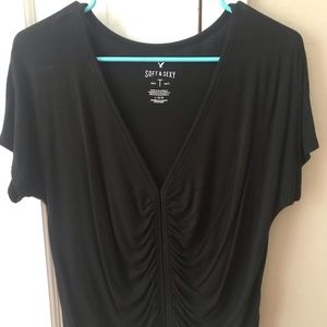 American Eagle Cute T-shirt